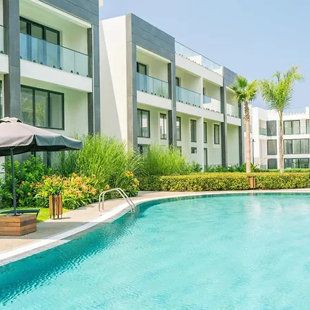Palmera Wellness & מלון דירות 4*
