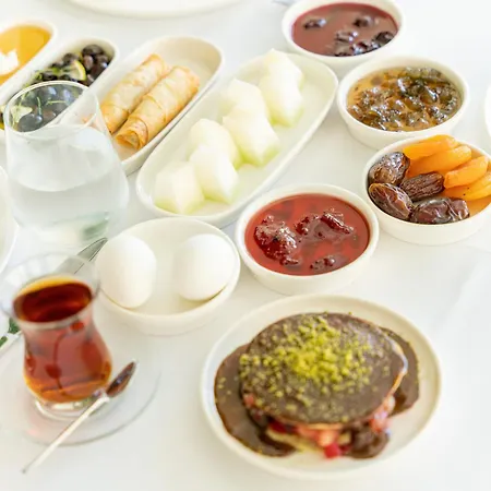 Palmera Wellness & アパートホテル キレニア