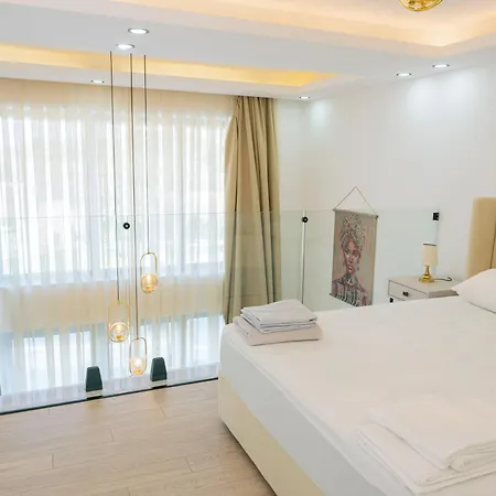 Palmera Wellness & 4* Кирения