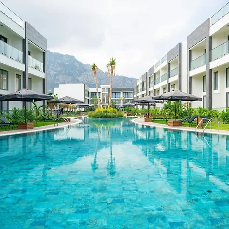Апарт-отель Palmera Wellness & 4*