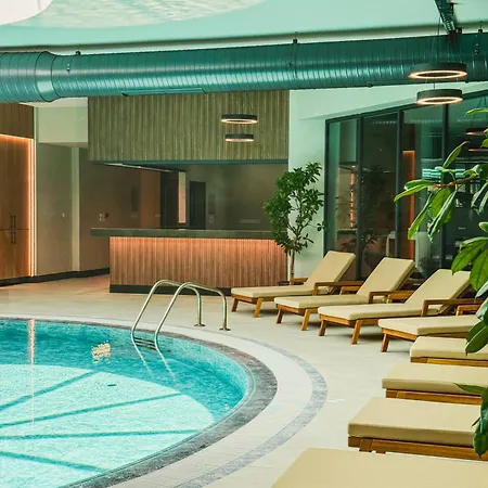 Lägenhetshotell Palmera Wellness & 4*